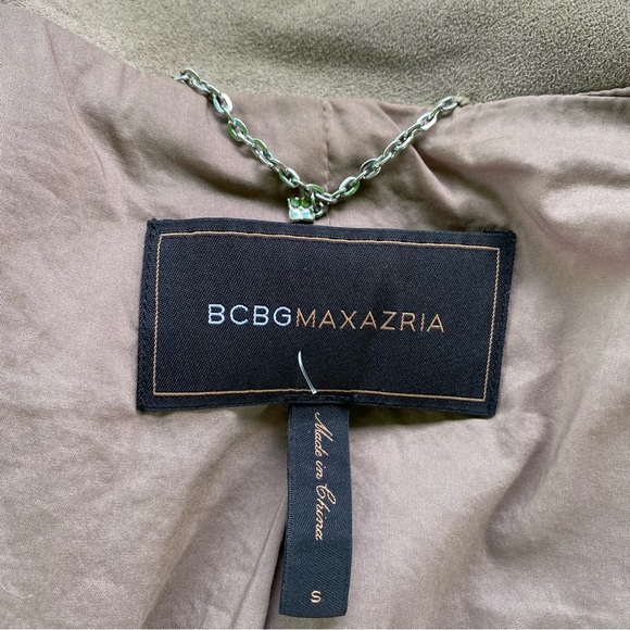 BCBG faux suede vest, khaki tan, with pockets, button front, buttery soft shirt - Picture 10 of 16